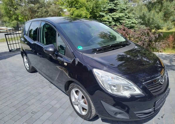 Opel Meriva cena 24900 przebieg: 76000, rok produkcji 2010 z Kraśnik małe 277